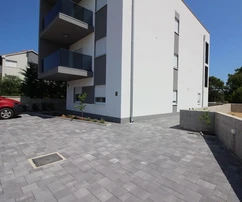 Südseite der Insel Vir, Wohnung im 2. Stock (Wasser und Abwasser)