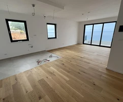 Rijeka, Pećine, neue Investition, luxuriöse Dreizimmerwohnung, 105,96 m², erste Reihe zum Meer