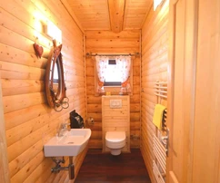 Charmante maison en bois à vendre à Skrad en Croatie