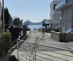 Luksusowe dwupokojowe mieszkanie z ogrodem 50 m od plaży - Sukošan, nowa inwestycja