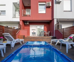 Umag, Istrie – Appartement moderne sur deux étages avec piscine