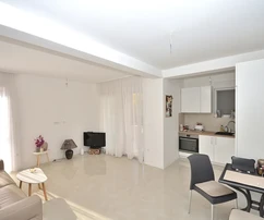 Vodice – bútorozott két hálószobás lakás Vodice központjához közel