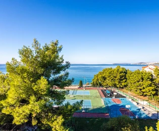 Appartement de luxe à vendre à Podstrana au bord de la mer en Croatie