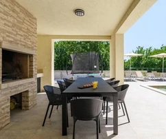 Labin : Luxurious new villa with pool for sale