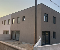 Casa adosada de nueva construcción en venta a solo 500 metros del mar en Croacia