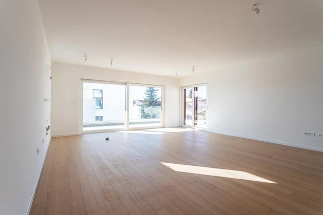 Vodice, NOVOSTAVBA, prostorný apartmán v centru města, 119,95 m²