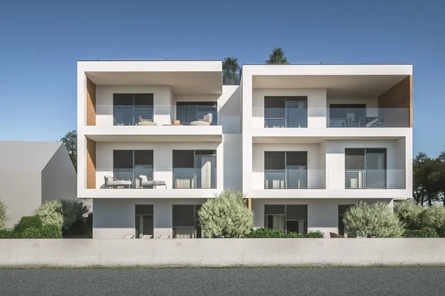 Vodice - Appartement A2 au rez-de-chaussée avec cour, à 800 m de la plage