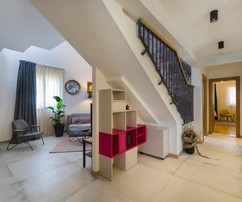 Luxueuse villa divisée avec deux piscines et intimité