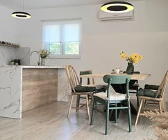 Istria, Svetvinčenat, villa moderna con piscina y vistas naturales