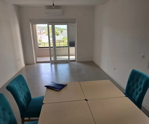 Trogir, dvoupokojový byt 80 m², novostavba, ihned k nastěhování