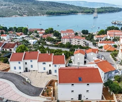 Île de Cres, Grabar, appartement de trois pièces 101 m², jardin, vue sur la mer