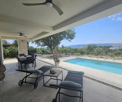 Krk, Linardići, villa di lusso con piscina e sauna, nuova costruzione, 200 m², terreno di 450 m²