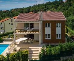 Luxusvilla medencével és gyönyörű kerttel, Isztria, Opatija