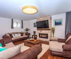 Luksusowa willa z basenem i widokiem na morze na wyspie Šolta