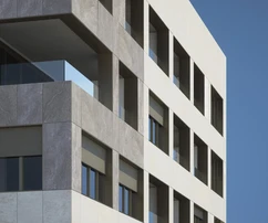 Moderno apartamento en venta en Split Lora con vista al mar en Croacia