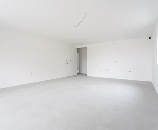 Čiovo, Okrug Gornji, trojizbový byt so záhradou na prízemí