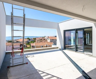 Penthouse na predaj v Okrug Gornji s výhľadom na more v Chorvátsku