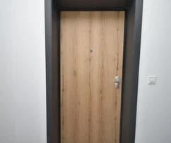 Tribunj - Luxusní apartmán S4 v prvním patře, pouhých 250 m od pláže