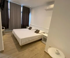 Продажа коммерческого помещения в Сплите, 300 м²
