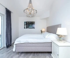 Modern villa with a swimming pool for sale in Kanfanar in Croatia