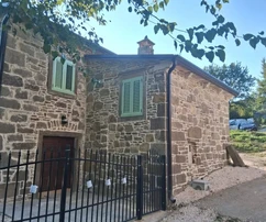 Istria, Sovinjak – Odnowiony kamienny dom z podwórkiem