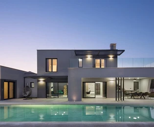 Vila na predaj s bazénom a saunou Vodnjan v Chorvátsku