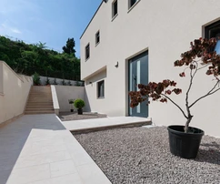 Exclusive apartment for sale in Lovran with a pool in Croatia