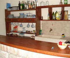 Casa tradizionale fronte mare in vendita nella tranquilla baia di Vis