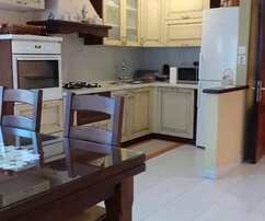 Rovinjban tágas családi ház apartmanokkal eladó Horvátországban