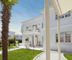 Istrie, Poreč: Exkluzivní vila s bazénem a zahradou