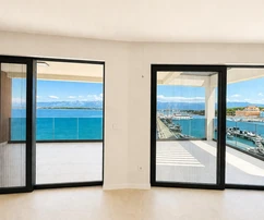 Zadar, Privlaka, appartement de luxe deux pièces, première ligne face à la mer, 126,38 m²