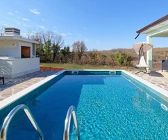 Umag: Charmantes einfamilienhaus mit pool