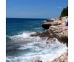 Prostorná budova na prodej nedaleko moře v Medulinu v Chorvatsku