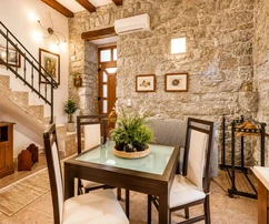 Istria, Jušići: Casa de piedra renovada con dos unidades