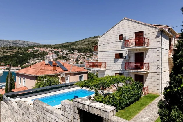 Steinhaus mit Pool in Lapad Dubrovnik zu verkaufen in Kroatien