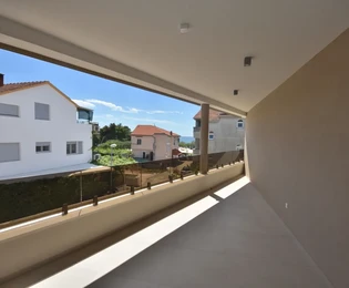 Vodice - Luxusný S4 apartmán, výťah, výhľad na more, 50 m od Plava plaža