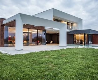 Luksusowa willa z basenem na sprzedaż w Ližnjanie w Chorwacji