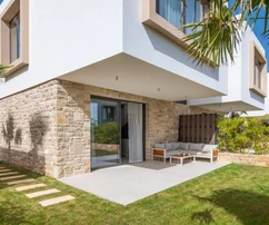 Villa moderne à vendre avec vue sur la mer à Tkon en Croatie