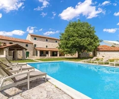 Piękna rustykalna willa z basenem, Istria Barban