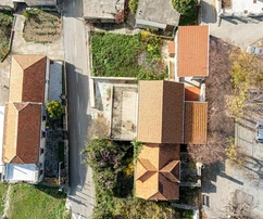Остров Корчула, Чара, каменный дом в центре деревни