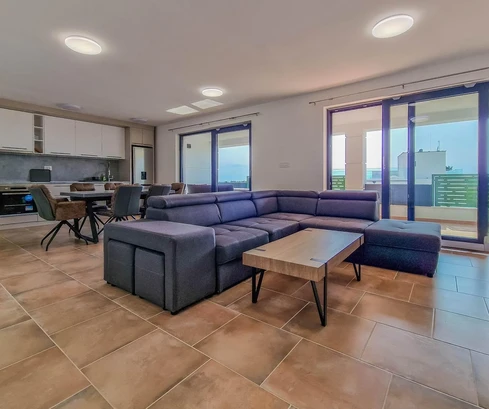 Appartement à vendre à Novigrad près de la mer en Croatie