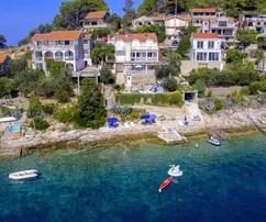 Maison en bord de mer sur l'île de Korčula
