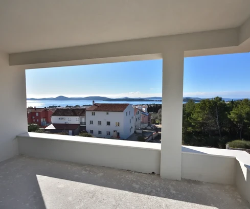 Vodice - Apartamento de lujo S7 con tres dormitorios, vistas al mar, primer piso