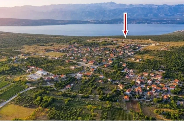 Строительный участок 1149 м2 в Новиграде - ваше будущее жилье у моря