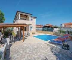 Pula, Istrien: Charmante mehrfamilienresidenz zum kauf verfügbar