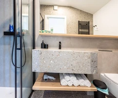 Moderne Wohnung mit Meerblick in Primošten zu verkaufen in Kroatien