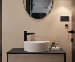 Moderní dům s bazénem na prodej v Poličniku v Chorvatsku