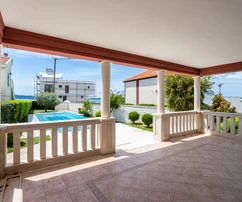 Wunderschöne Villa mit Pool in Sukošan zu verkaufen in Kroatien