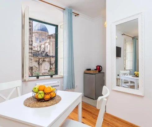 Kőház Dubrovnik óvárosában – 4 apartman + üzlethelyiség