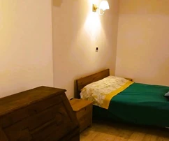 Kőház medencével eladó Santaleziben Horvátországban